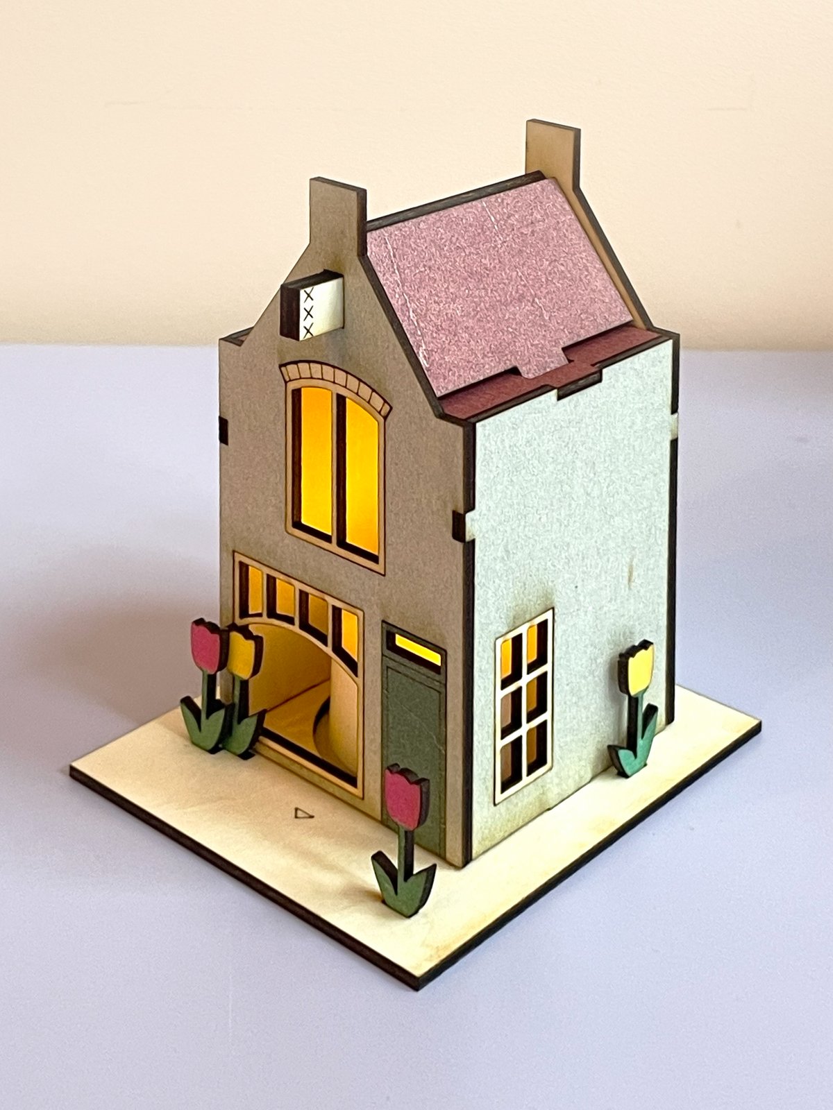 Mini Canal House side view