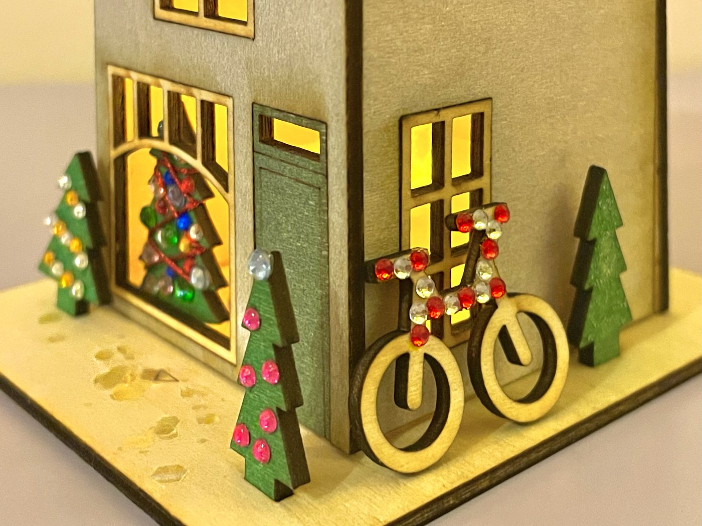 Mini Canal House, Christmas edition, side view